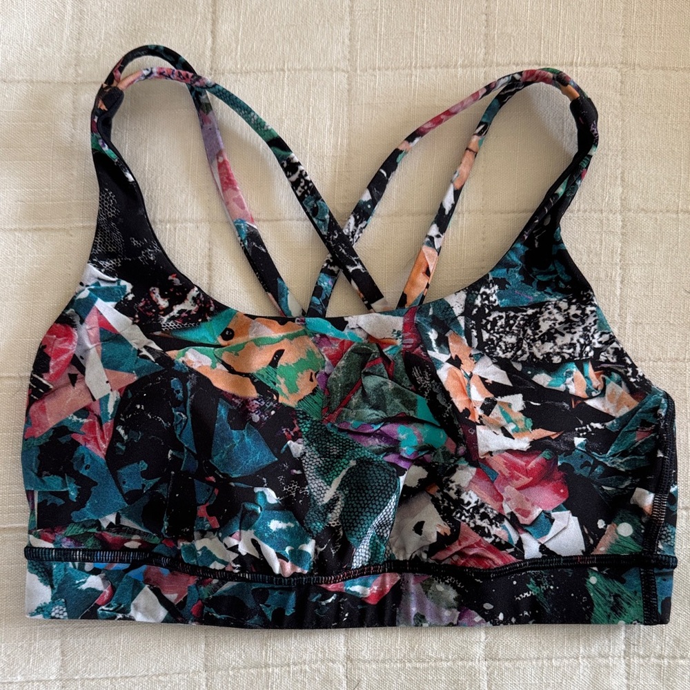 Women’s Floral Multicolor Strappy Sports Bra - LuluLemon Size 6